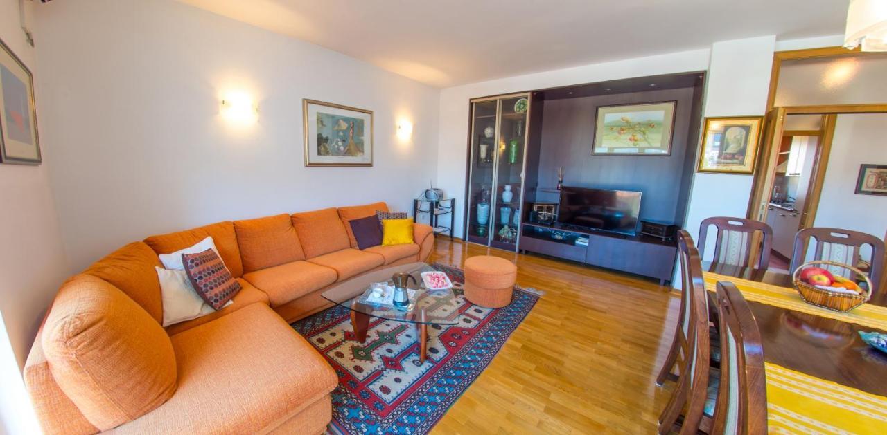 Apartment Italy - Promenade Мостар Екстер'єр фото