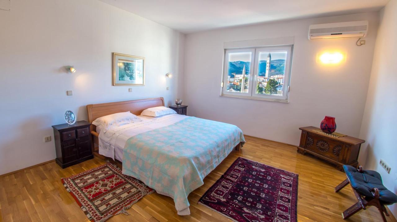 Apartment Italy - Promenade Мостар Екстер'єр фото